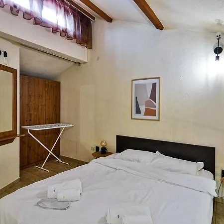 Apartment Cozy Nest Charming Loft In The Heart Of Warna